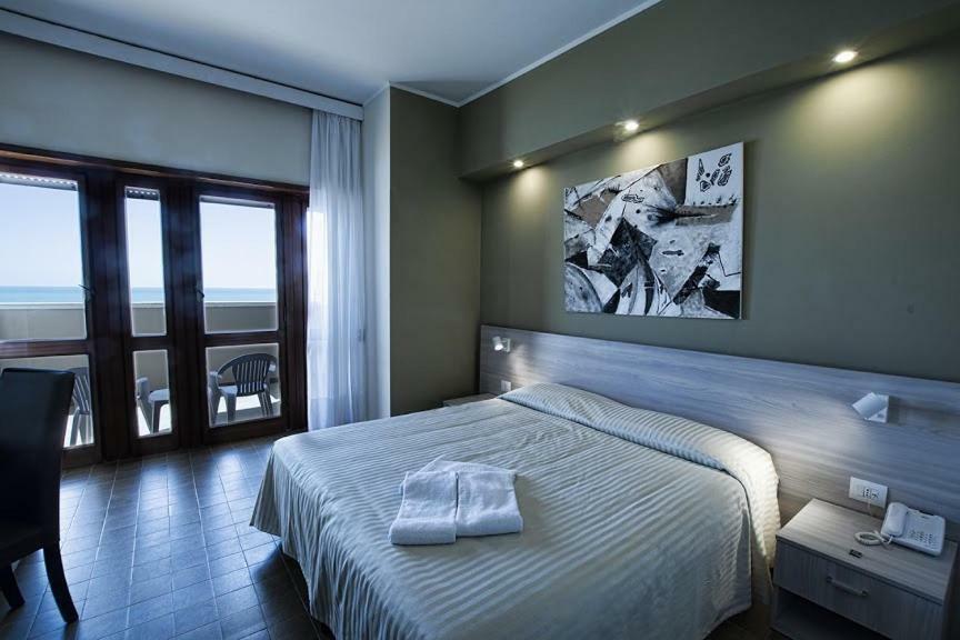 Hotel Scacciapensieri Неттуно Экстерьер фото